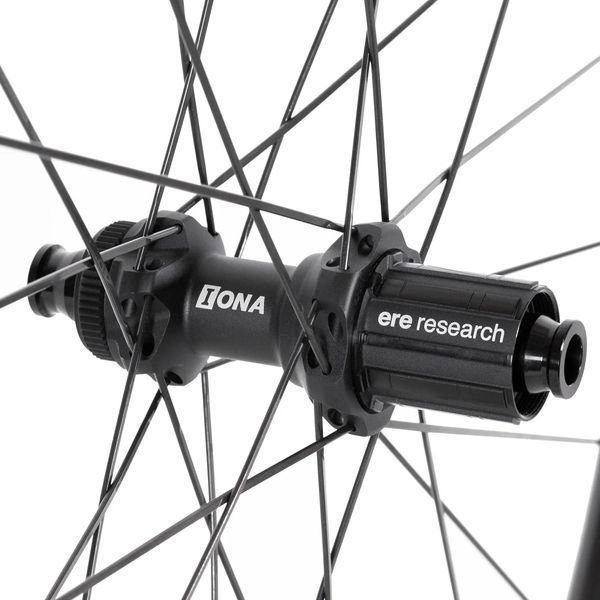Колесо пер. + задн. 28" ERE OMNIA CLR45 CARBON, Road, 100x12/142x12, CL, HG11, tubeless, черный сатин WH-31-10 фото