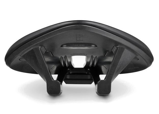 Сідло Fizik Aeris LD R5 - 135mm, Triathlon, TT, вага 230гр, black SAD-06-01 фото