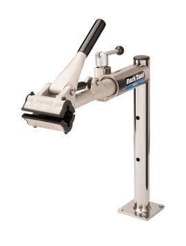Стійка ремонтна Park Tool Deluxe Oversize Bench Mount, встановлюється на робочу дошку, затиск 100-3C clamp VLP-TOO-70-52 фото