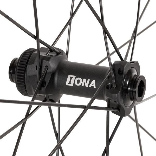 Колесо пер. + задн. 28" ERE OMNIA CLR45 CARBON, Road, 100x12/142x12, CL, HG11, tubeless, черный сатин VLPL-WH-31-10 фото